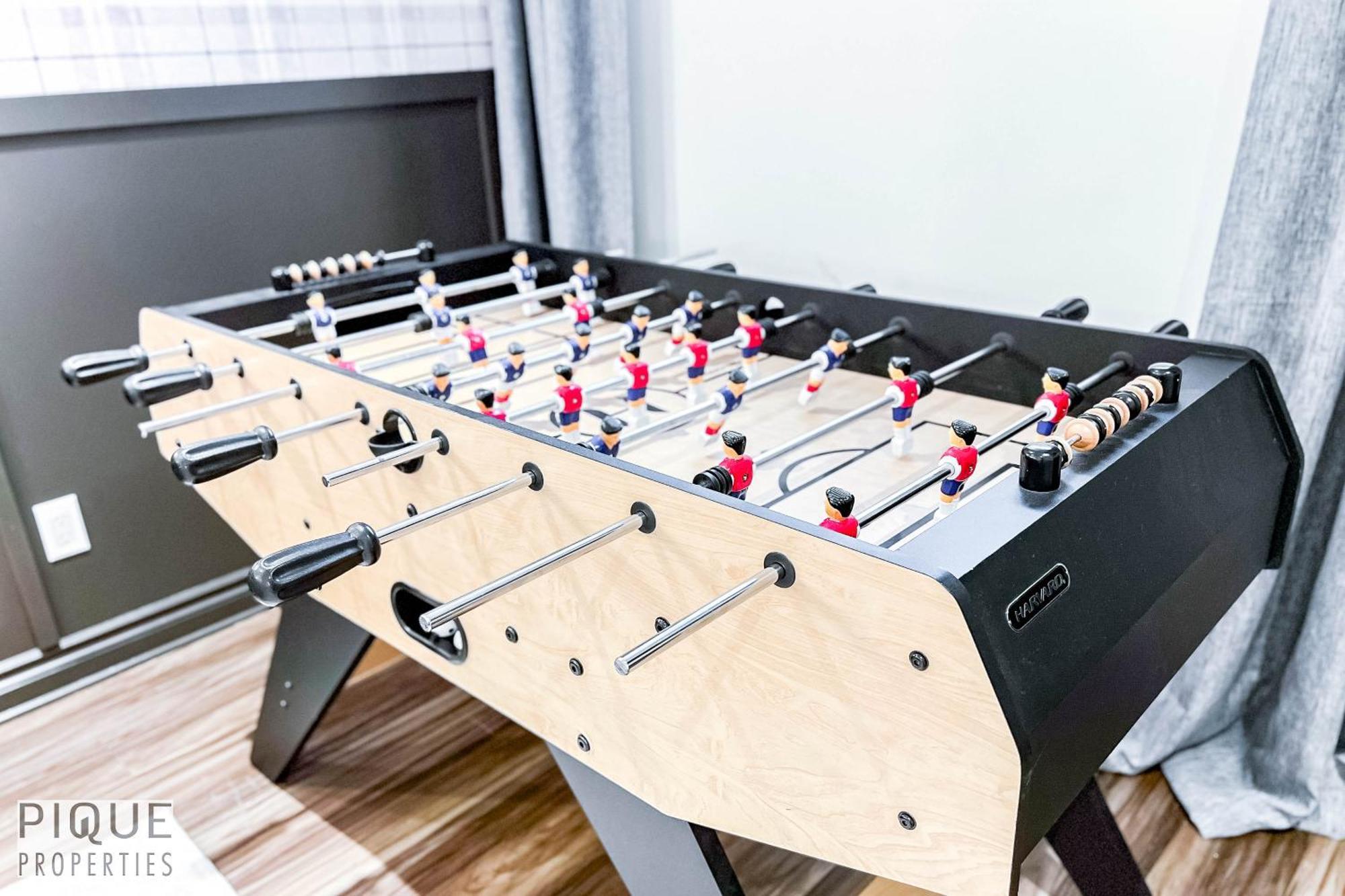 5 Bedroom Nordic Home, Pet Friendly, Garage, Wifi, Foosball! Edmonton Eksteriør billede